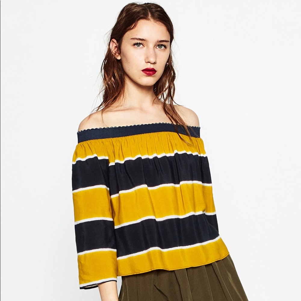 Zara Striped off the shoulder Top size L